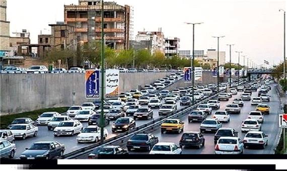 ترافیک در ورودی شهرهای مازندران سنگین است