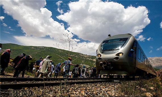 بازگشت قطار گردشگری مازندران بر روی ریل