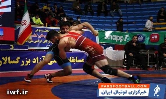 کشتی آزاد بزرگسالان قهرمانی کشور| نفرات برتر پنج وزن نخست مشخص شدند