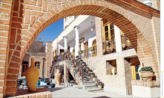 رونمایی از مکان رویدادهای تاریخی مناطق 1، 12 و 20 در تهران