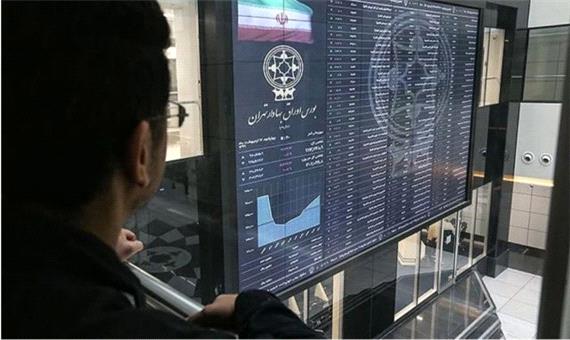 خودرویی ها در صدر معاملات شهریورماه