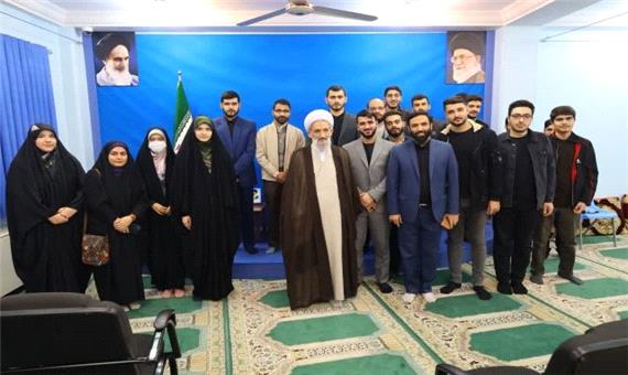 دیدار جمعی از دانشجومعلمان مازندرانی با امام جمعه ساری برگزار شد