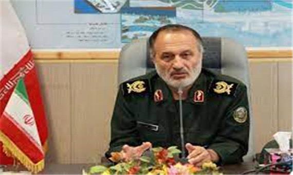 باید حقیقت شهدا و انقلاب را به نسل جدید معرفی کرد