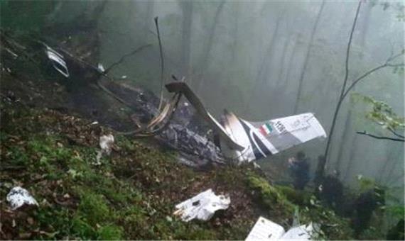 وزیر سابق ارشاد: به‌دلیل نوع حادثه، بخشی از بدن شهید رئیسی همچنان در محل سقوط هلی‌کوپتر است