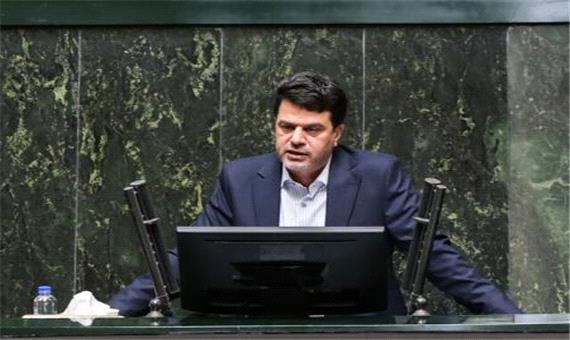 نماینده مجلس: انتقال 70 میلیون مترمکعب آب به اصفهان، زاینده‌رود را احیا نمی‌کند