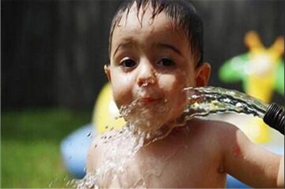 مراقب گرمازدگی کودکان باشند
