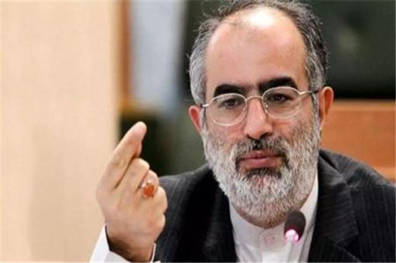 انتقاد تند حسام‌الدین آشنا تند از پزشکیان: دست از خوشمزگی و بدیهه‌سرایی بردارید