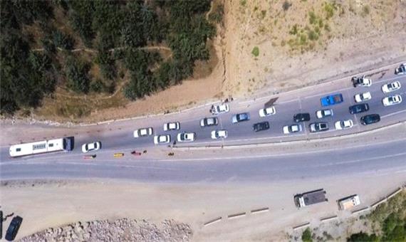 اعلام محدودیت‌های ترافیکی در محورهای مازندران/ جاده‌های شمال پُرترافیک شد