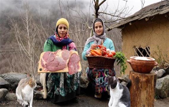 آشپزی در طبیعت شمال ایران :: خوراک گوشت و قارچ با سس سویا