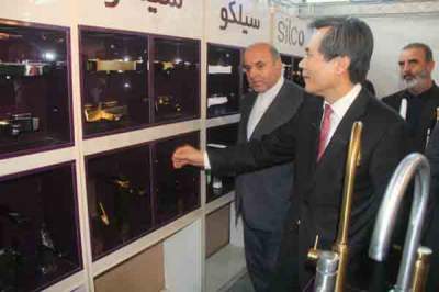 افتتاح ششمین نمایشگاه صنعت ساختمان با حضور حسن خیریانپور و سفیر کره جنوبی در ایران 