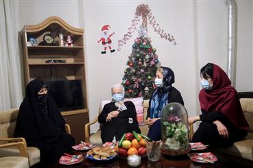 دیدار معاون رییس جمهور با خانواده‌های شهید زوریک مرادی و شهید ژرژ کشیش‌هارطوفان