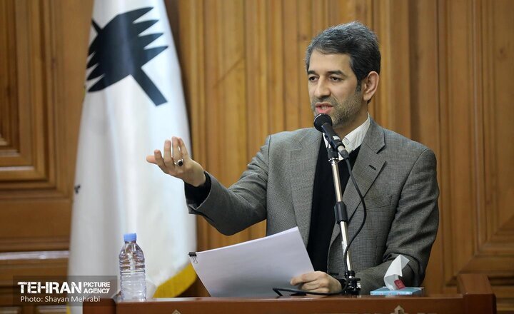 انعقاد قرارداد با وزارت کشور به منظور اورهال ناوگان مترو طی روزهای آتی/ ۲۰۰ اتوبوس تا هفته آینده از ایران‌خودرو دیزل تحویل می‌گیریم