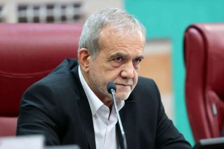 دستور پزشکیان برای برگزاری نشست حقوقدانان و نخبگان سیاسی با وزیر دادگستری درباره لایحه «مقابله با محتوای خلاف واقع در فضای مجازی»