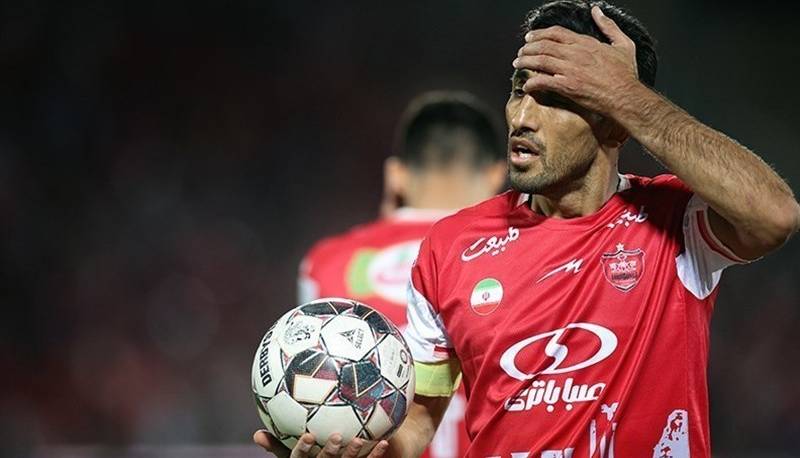 باشگاه پرسپولیس قرارداد امیری را در سازمان لیگ ثبت نکرد!