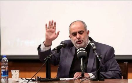 حسام‌الدین آشنا: «شمخانی» قصه‌ای درباره ترور خود برای ملت تعریف کرد که چون هیچ نسبتی با واقعیت ندارد، نمی‌توان توقع داشت که مردم باور کنند