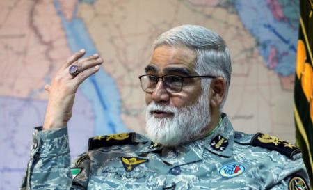 امیر پوردستان: در جنگ احتمالی آینده از سلاح‌هایی غیر از موشک استفاده می‌کنیم