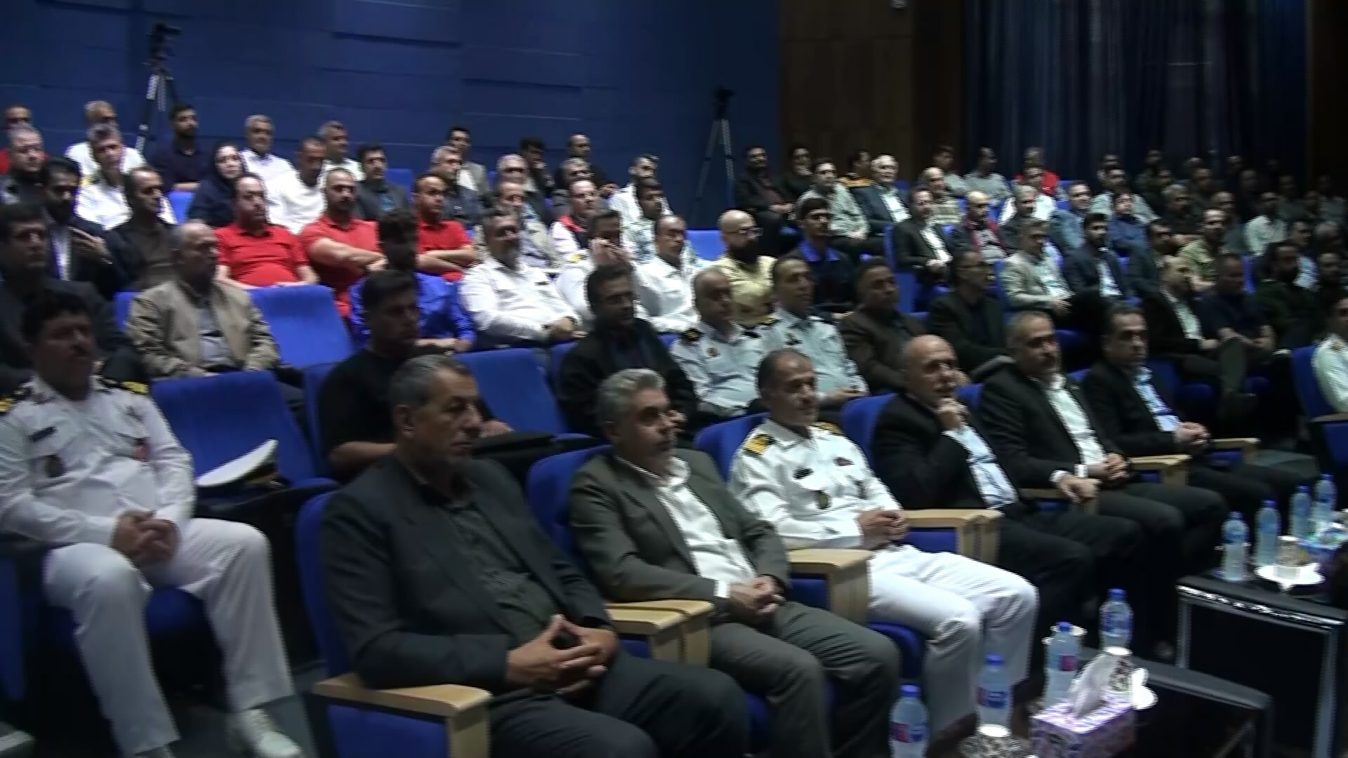 گرامیداشت روز جهانی دریانوردی در بندر نوشهر