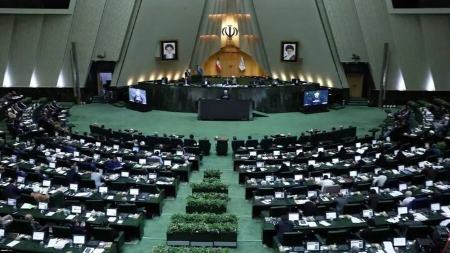 هدف مجلس از استیضاح‌ها مهندسی سیاسی است؟ | «چنارها»در این نبرد کنار دولت خواهند ایستاد یا به اردوگاه پاجوش‌ها می پیوندند