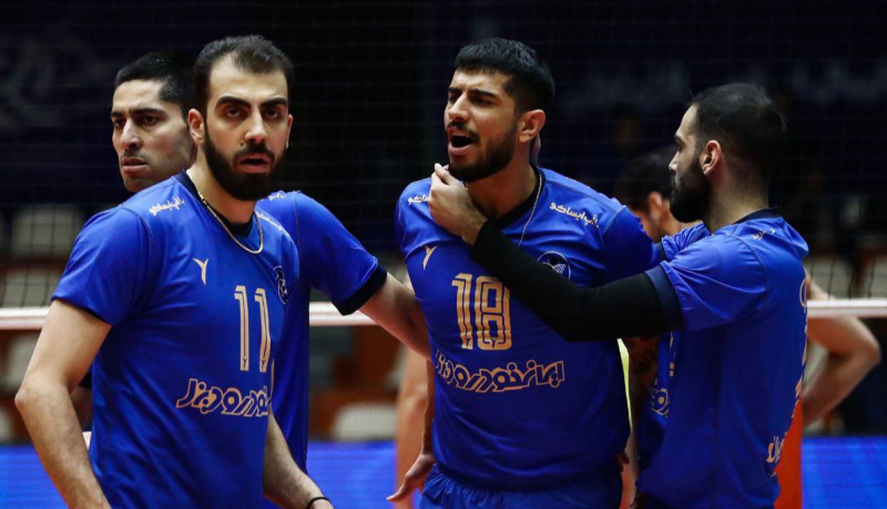 مربی تیم ملی والیبال برای جبران می‌آید