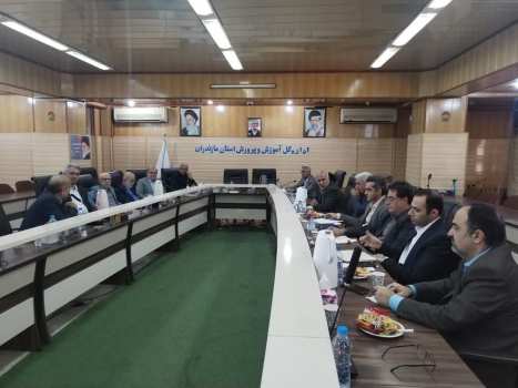 تشکیل کارگروه «اندیشه‌ورزان» در معاونت آموزش متوسطه مازندران؛ گامی مهم در ارتقای کیفیت آموزش و بهره‌گیری از تجارب پیشکسوتان
