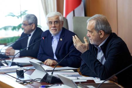 پزشکیان: من مسائل خارجی را حل می‌کنم اما نگران مسائل داخلی هستم