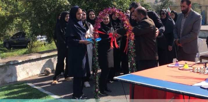 افتتاح زمین چمن مدرسه حضرت خدیجه چهاردانگه همزمان با هفته تربیت بدنی