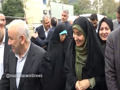 نشستی وزیر راه با ۸۰ تن از بانوان توانمند و نخبه استان
