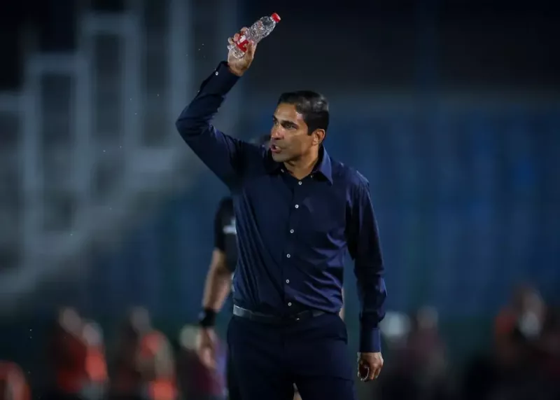 شوک به پرسپولیس؛ هاشمیان برای جدایی ۵۰ میلیارد خواست!