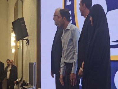 تقدیر از وحید هاشمیان در کانون مربیان