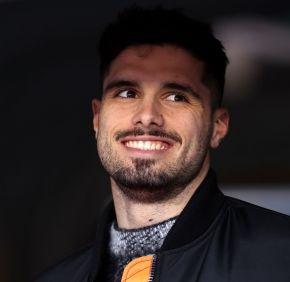 واکنش پدرو نتو به فریاد یک هوادار تاتنهام پشت نیمکت چلسی