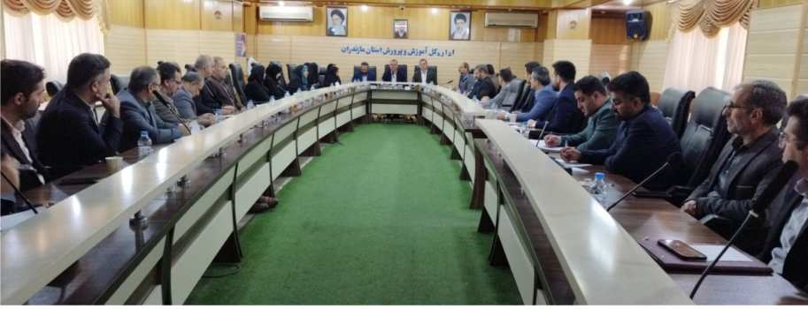 نقش معلم محور پیشرفت آموزش ابتدایی است