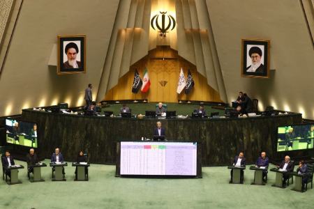 نمره مجلس به عملکرد یک‌ساله دولت پزشکیان؛ ۳۷ از ۱۰۰