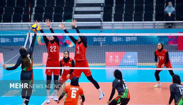 دختران والیبال به مرحله رده‌بندی صعود کردند