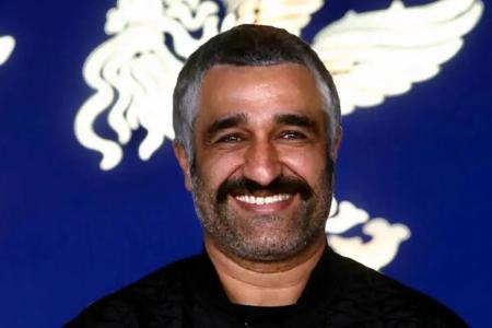 وکیل مدافع پژمان جمشیدی: او احضار نشد، خودش برگشت