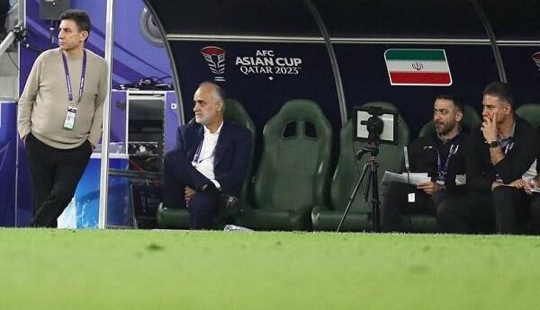 آقای قلعه‌نویی استعفا بده!