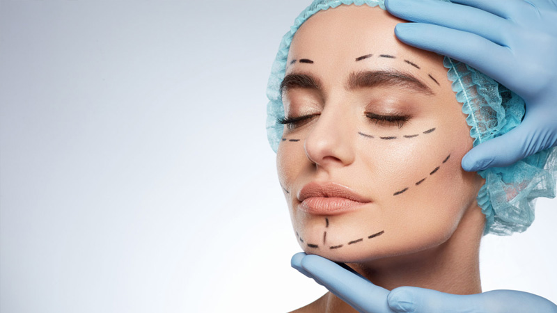 توصیه متخصص پوست و مو به افرادی که می‌خواهند کارهای زیبایی انجام دهند