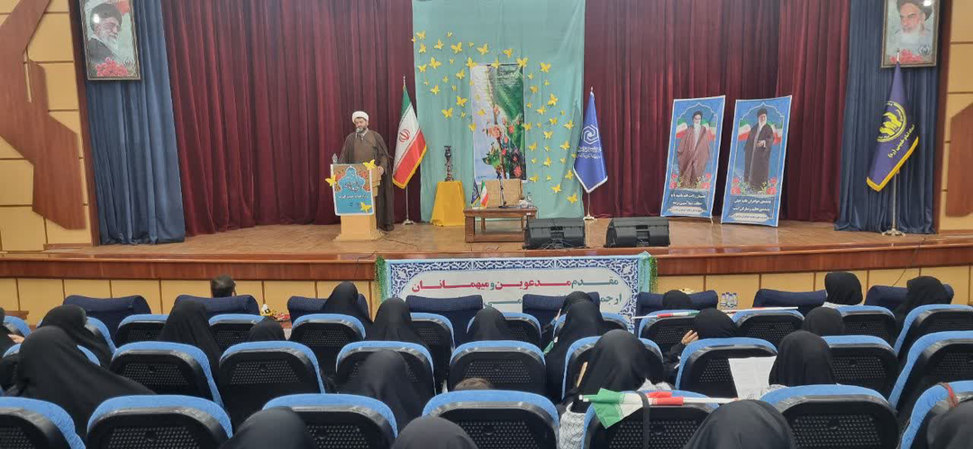 طلاب جدید مازندران در همایش طلیعه حضور گرد هم آمدند