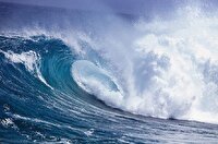 امواج ۳ متری در دریای خزر