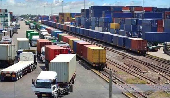 ۲.۳ میلیون تن کالا از بنادر مازندران ترانزیت شد