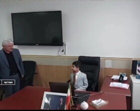 عکس/ دانش‌آموز ۹ ساله سوادکوهی رئیس آموزش و پرورش شهرستان شد