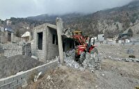 قلع و قمع ۳۰ بنای غیرمجاز درآمل