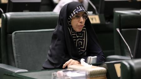 نماینده مجلس: مصوبه کاهش سقف مهریه، مردانه و ضد خانواده بود