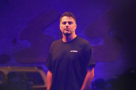 علی ضیا با برنامه گنگ درباره موسیقی رپ خبرساز شد