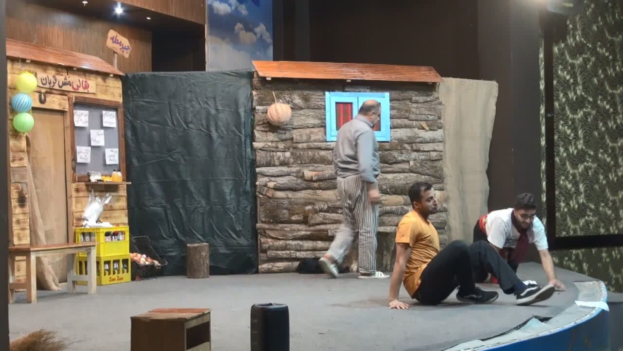 اجرای نمایشنامه کمدی خجیر محله در کلارآباد