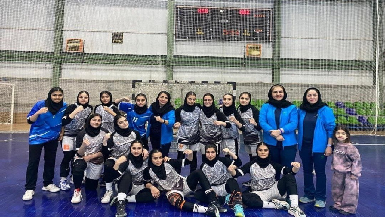 دختران مازندران به مرحله نهایی لیگ هندبال آیندگان رسیدند