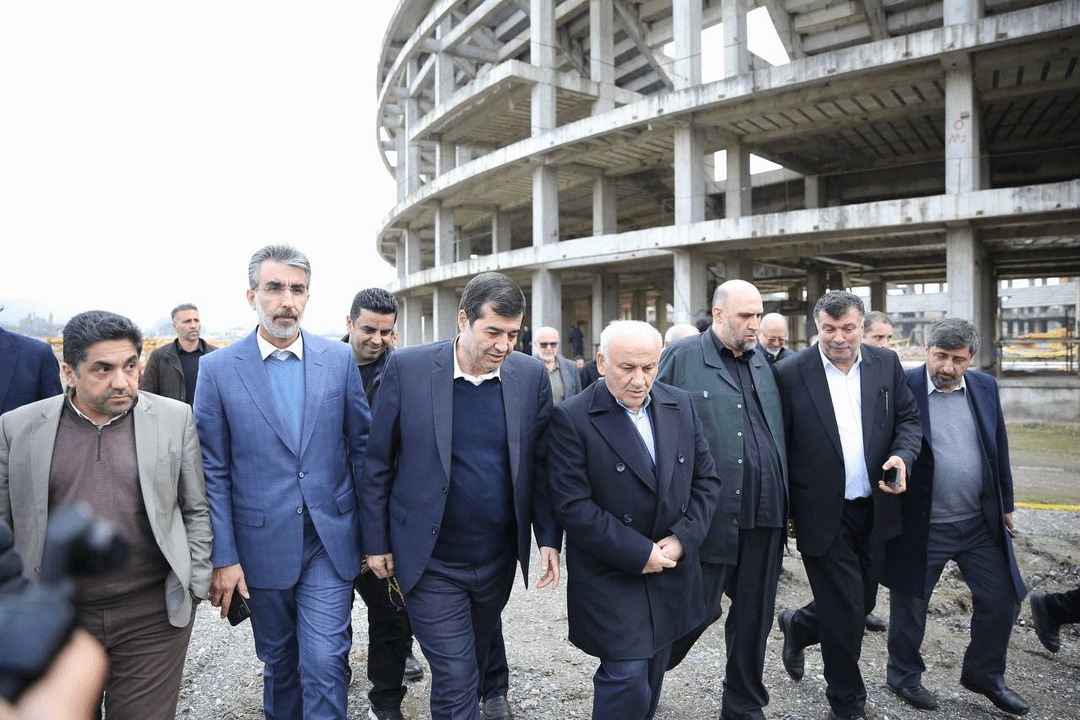 تأکید وزیر ورزش بر نقش خیران در توسعه زیرساخت‌های ورزشی