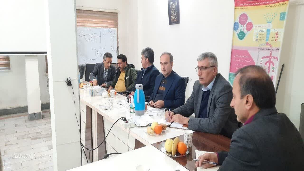 بررسی وضعیت تولید ارقام بذر برنج در کمیته فنی مازندران