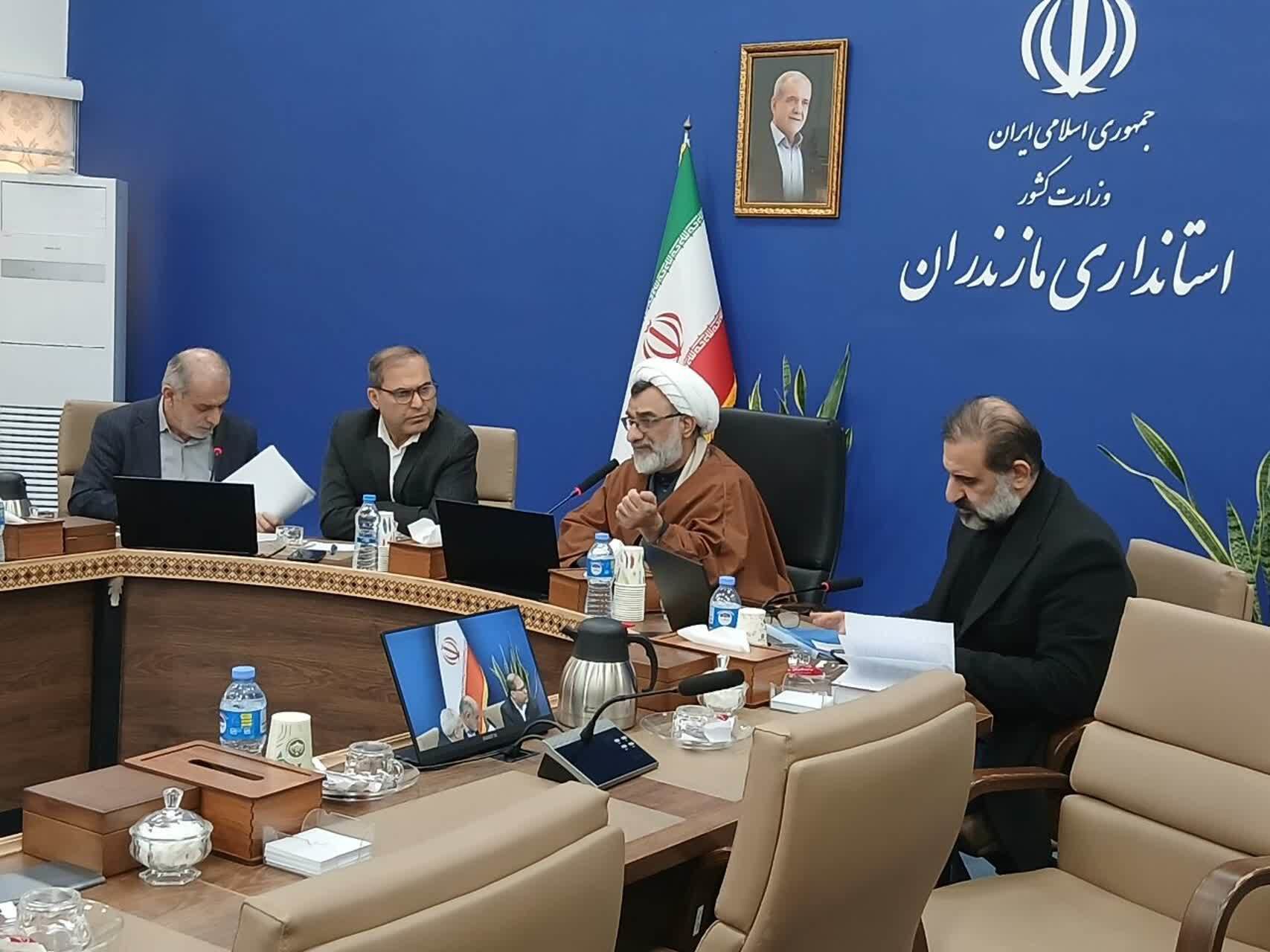 نشست دبیر شورای عالی فرهنگی کشور با روسای دانشگاه مازندران