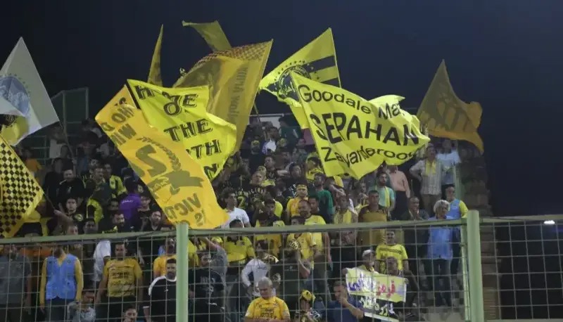 پانصد کامنت خوش‌آمدگویی اصفهانی‌ها به چادرملو