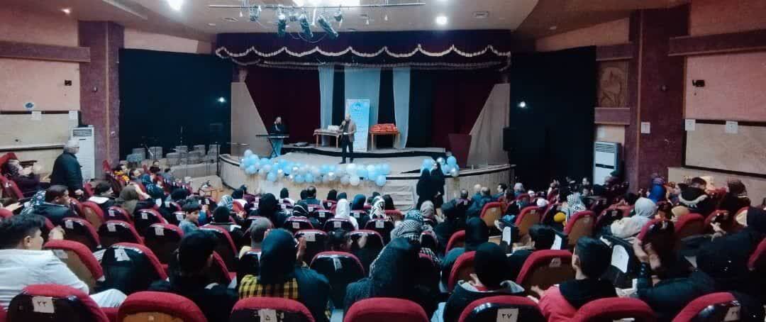 کام شیرین کودکان کار آمل در جشن زمستانه صبح رویش